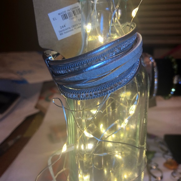 Jewelry bundle - Picture 5 of 9